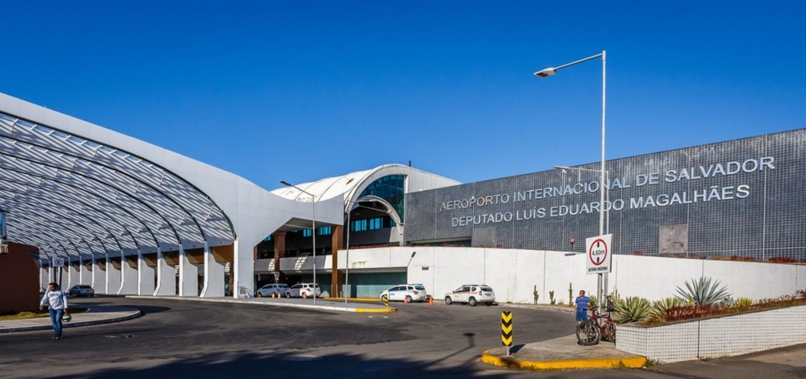 Aeroporto de Salvador registra aumento de 19% no número de passageiros internacionais
