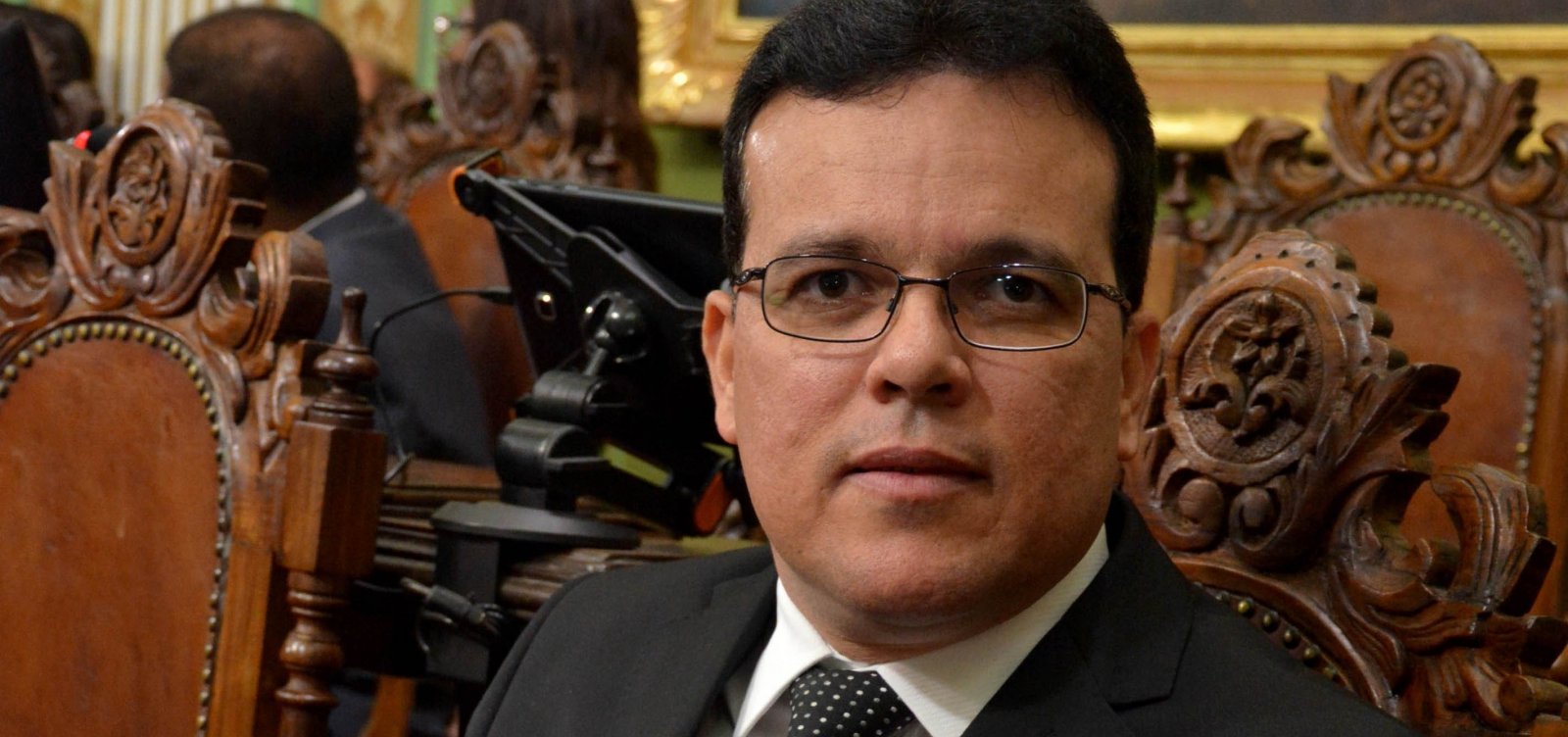 Vereador Ricardo Almeida promete ir até 'as últimas consequências' contra 'peladatona'