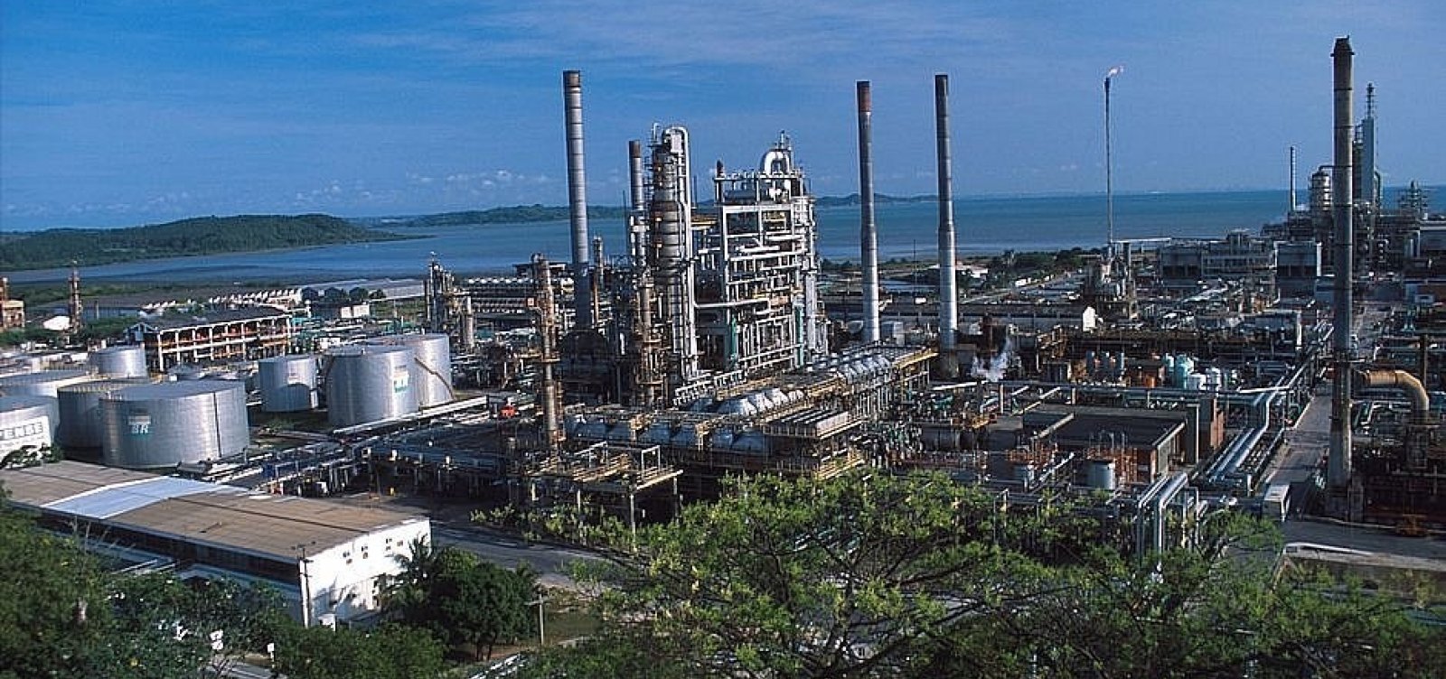 Petroleiros marcam ato contra a venda da RLAM e da Transpetro