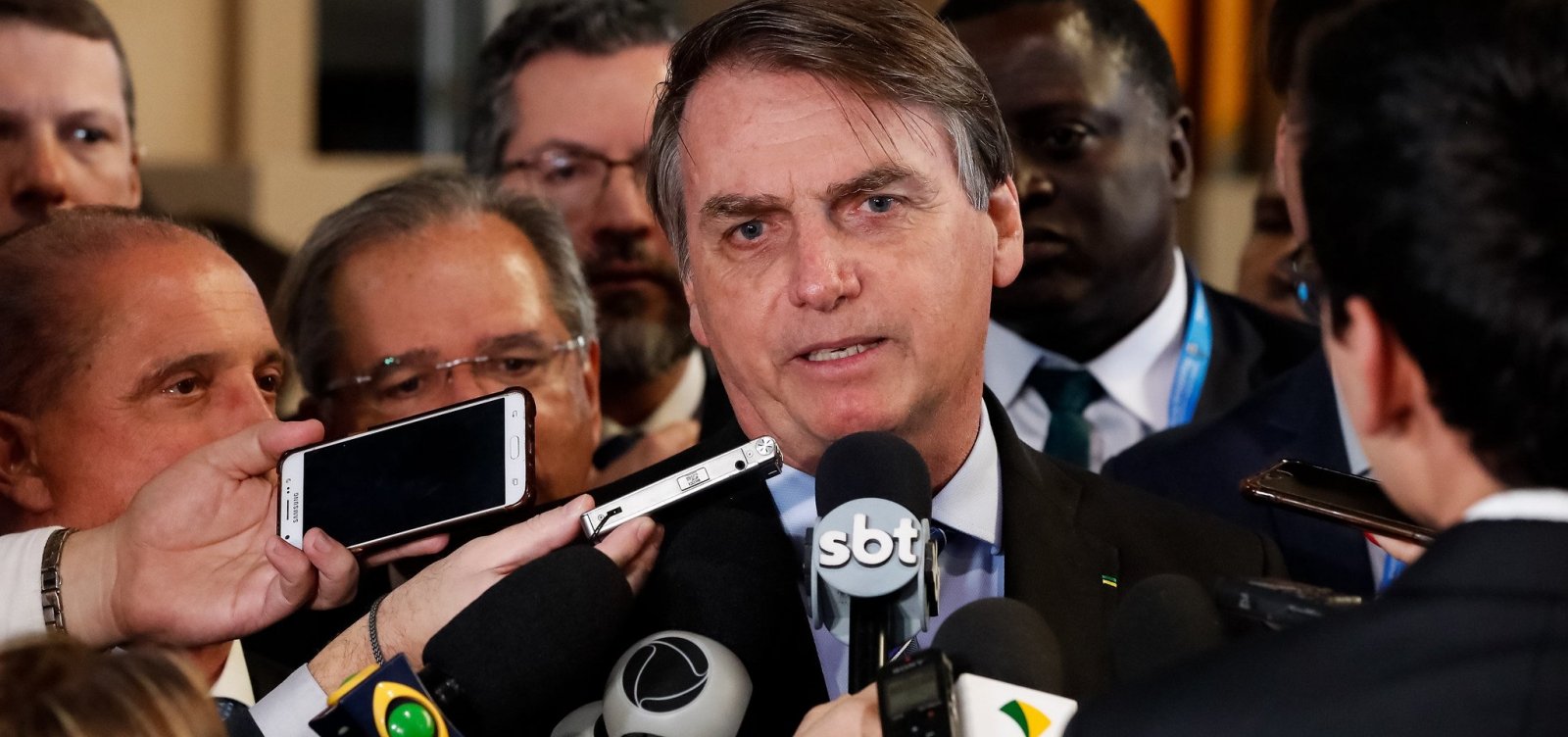 Bolsonaro diz que faltam 'alguns ajustes', mas saque do FGTS 'deve ser' anunciado hoje