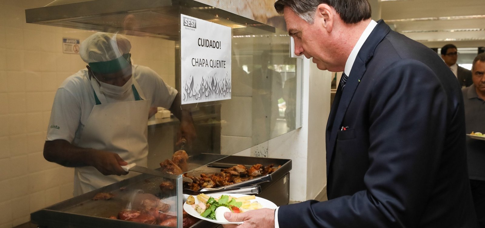 'Passar fome no Brasil é uma grande mentira', diz Bolsonaro