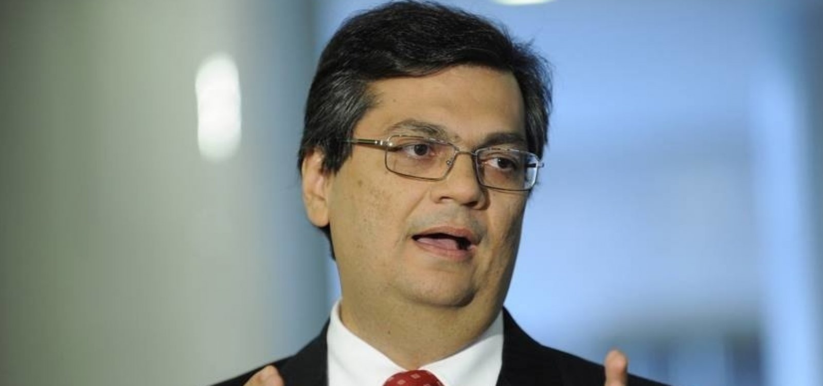 Governador do Maranhão avalia denunciar Bolsonaro por racismo