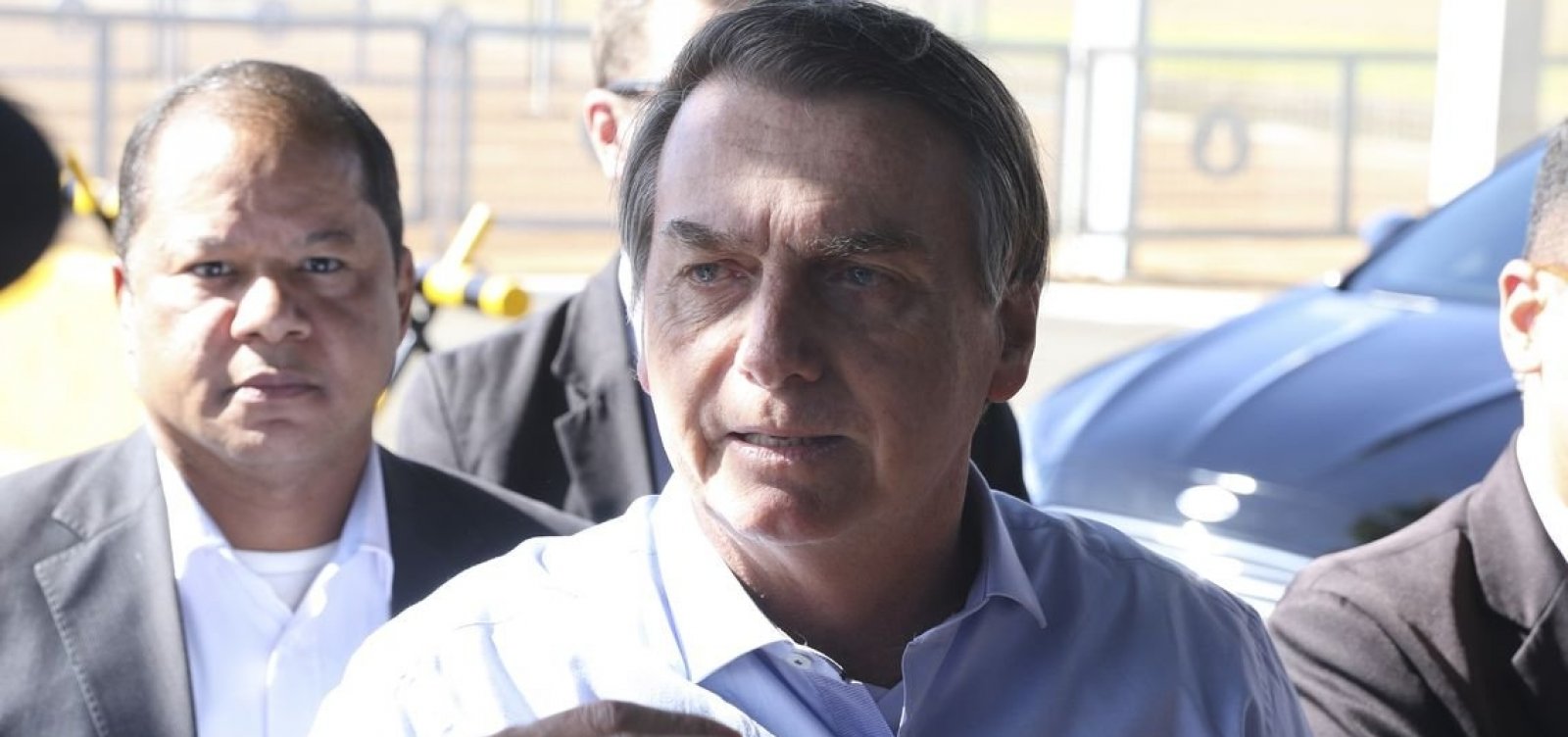 Bolsonaro diz que governo poderá avaliar redução de multa do FGTS