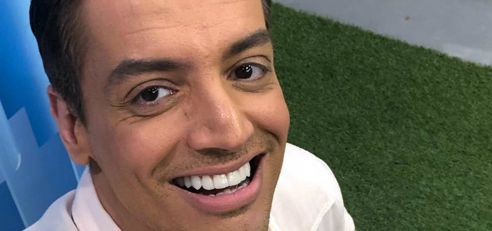 Após rumores de que estaria drogado, Leo Dias pede afastamento do SBT