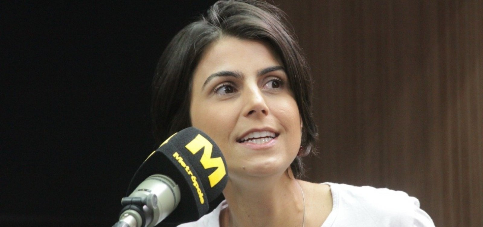 Suposto hacker diz que Manuela D’Ávila fez ponte entre ele e Glenn Greenwald 