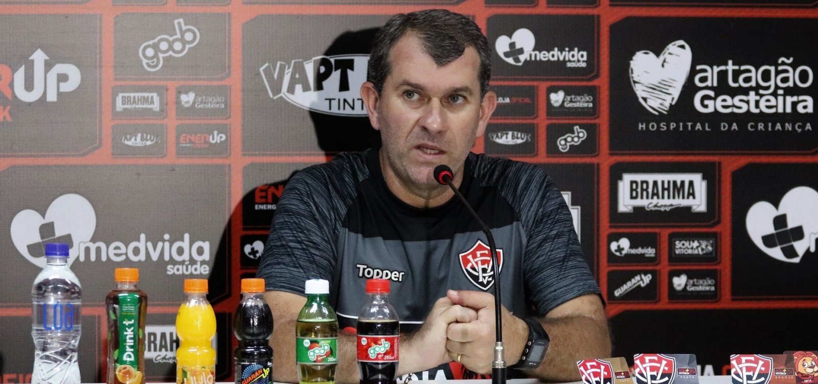 Claudio Tencati processa o Vitória e pede R$ 360 mil