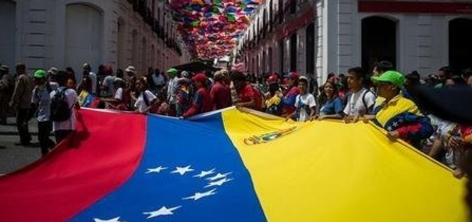 Constituinte da Venezuela cria comissão para avaliar eleições