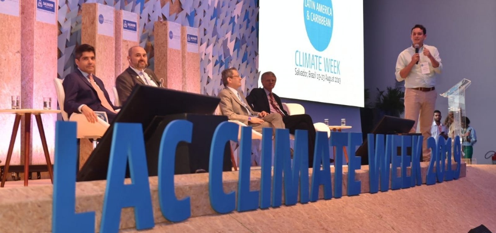 Segundo dia da Semana do Clima tem debates sobre financiamento climático