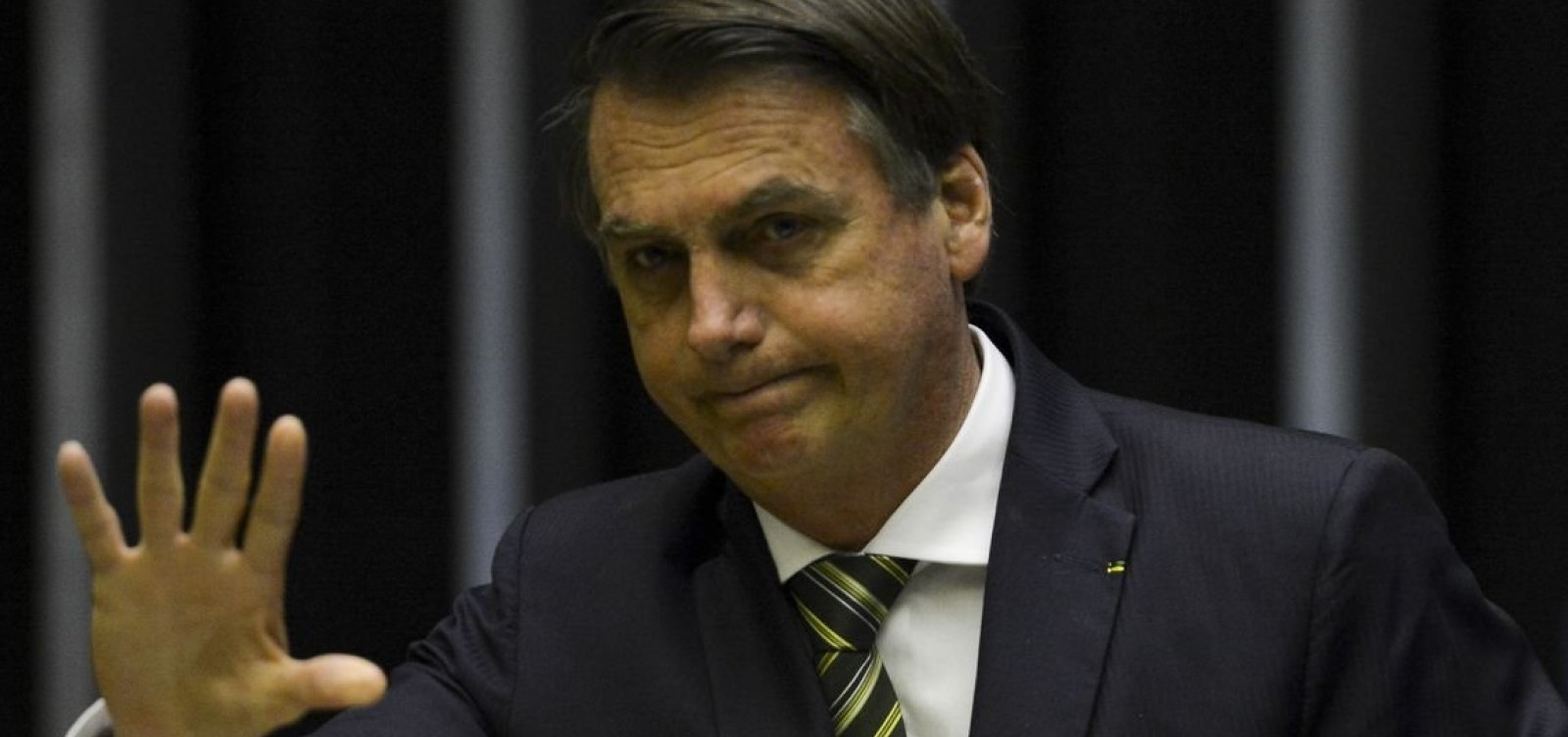'Hoje não chora a família de um inocente', diz Bolsonaro sobre sequestro de ônibus