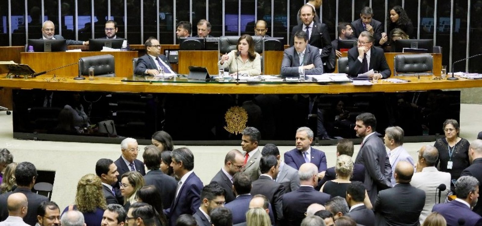 Após acordo entre partidos, Câmara rejeita crédito bilionário à Eletrobras