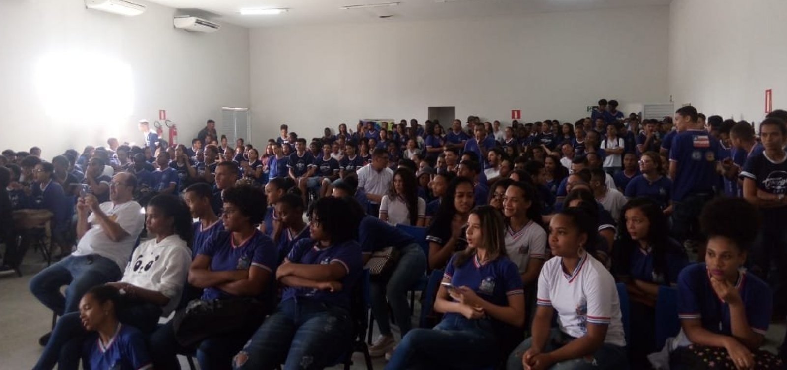Sapeaçu: Projetos Estruturantes são lançados no Colégio Estadual Doutor Eliel da Silva Martins