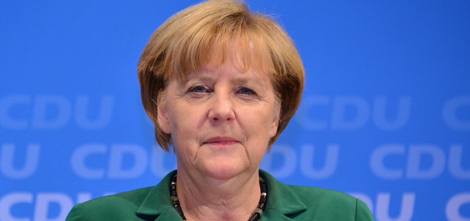 Angela Merkel diz que incêndios na Amazônia devem ser debatidos no G7