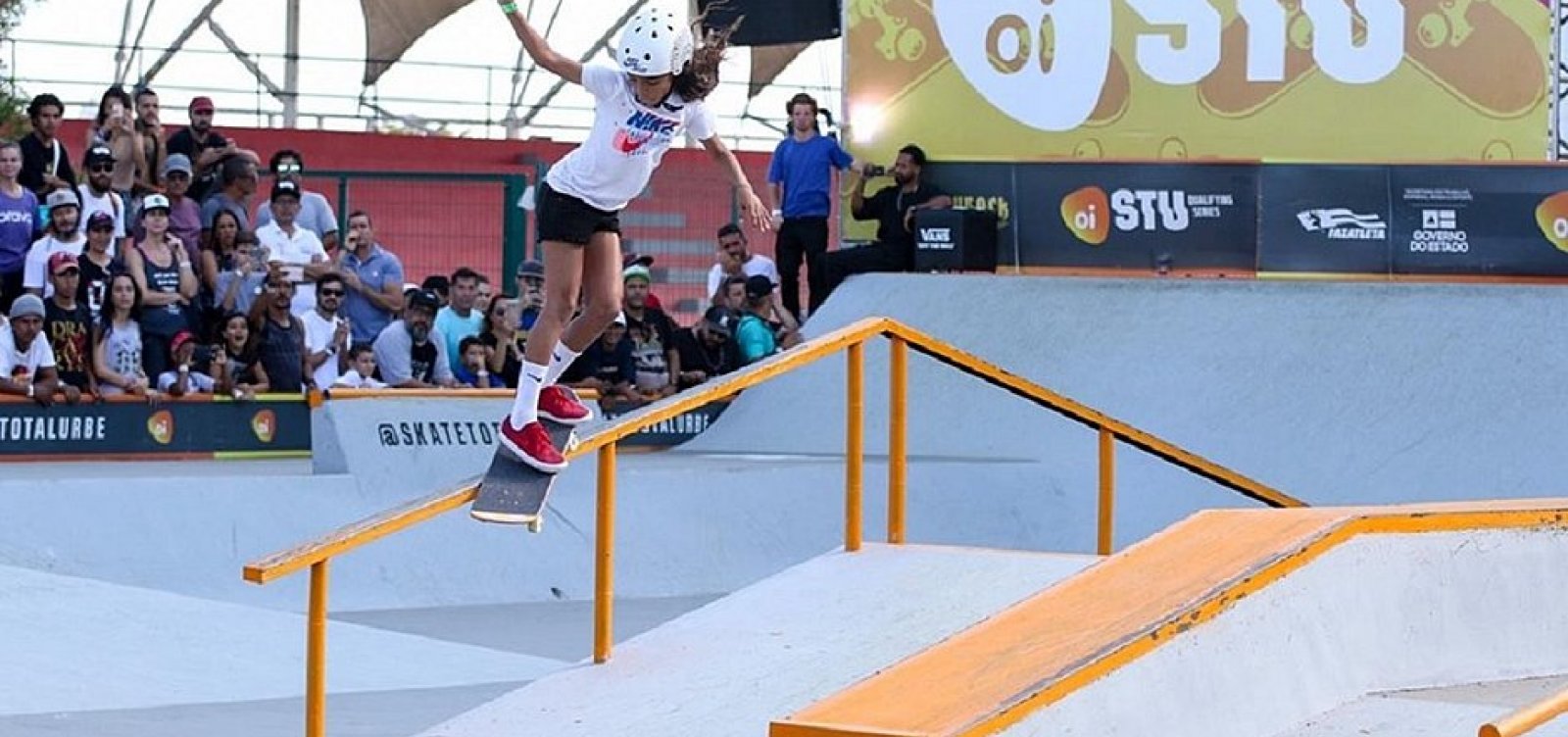 Sensação de 11 anos conquista etapa de Lauro de Freitas do circuito nacional de skate