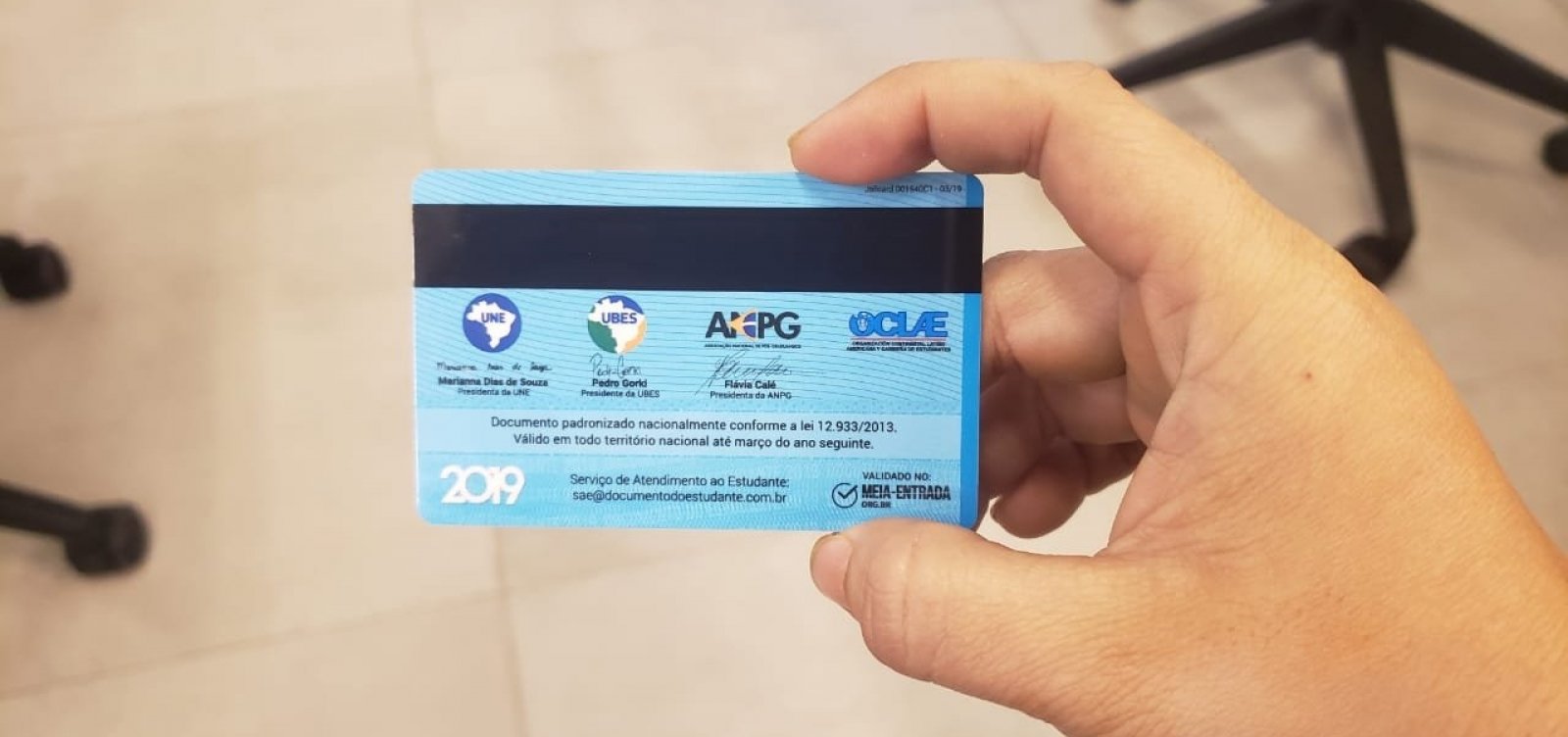 Bolsonaro deve assinar na sexta MP para criação de carteira estudantil digital única
