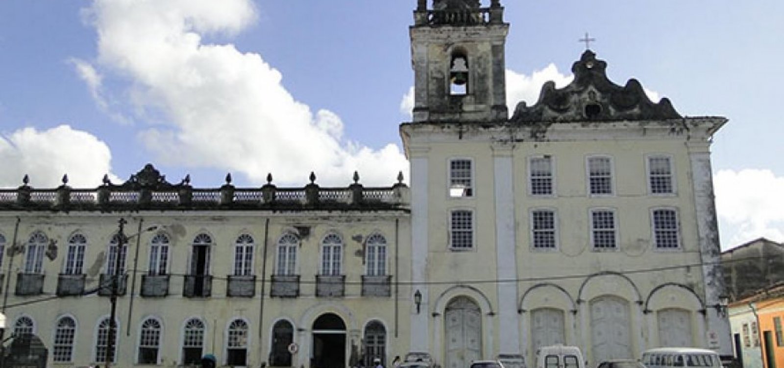 Após interrupção de contrato com Santa Casa, prefeitura de Cachoeira chama gestão de 'desastrosa'