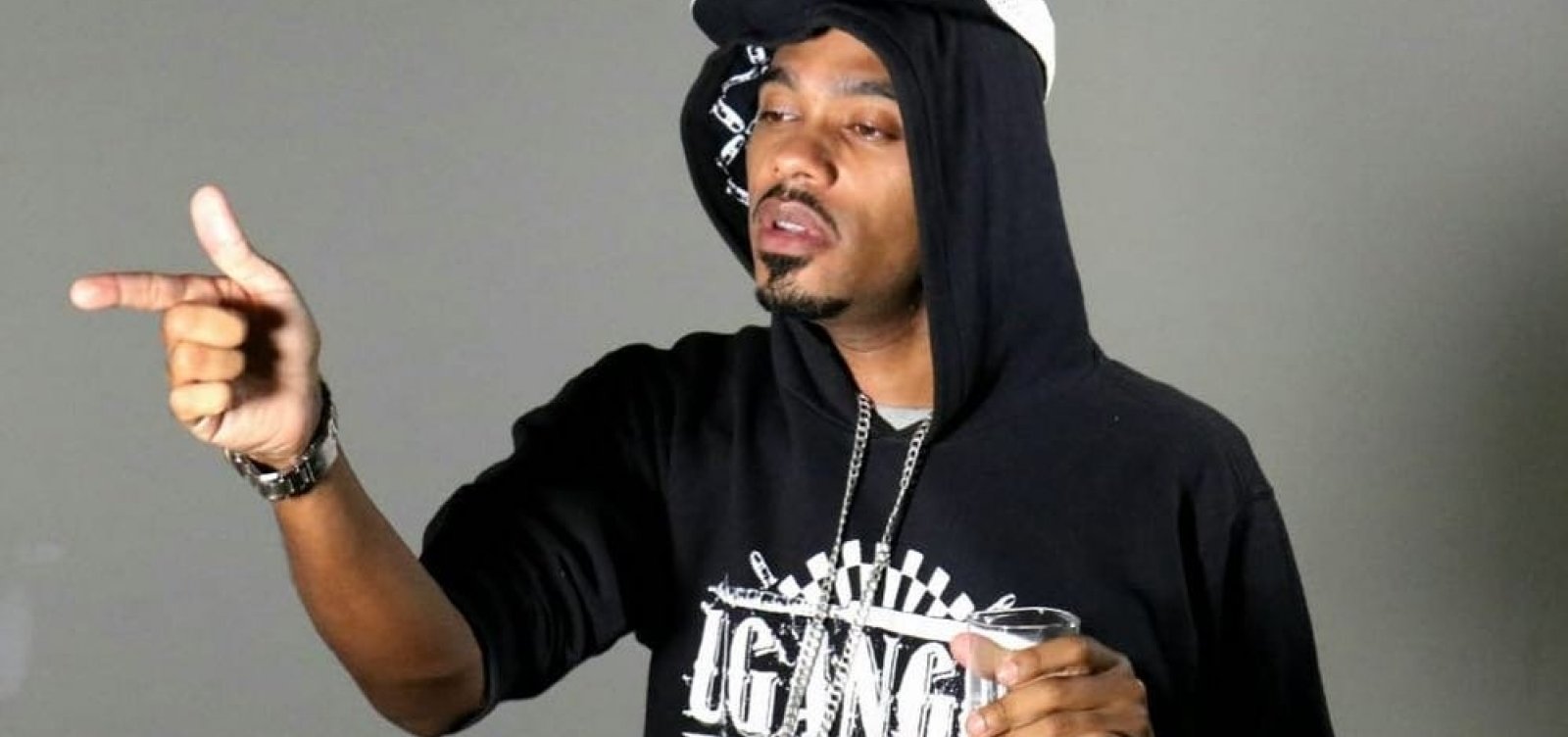 Rapper baiano Vandal ataca Baco Exu do Blues em nova música: 'Pa* no c* do Kanye West da Bahia'