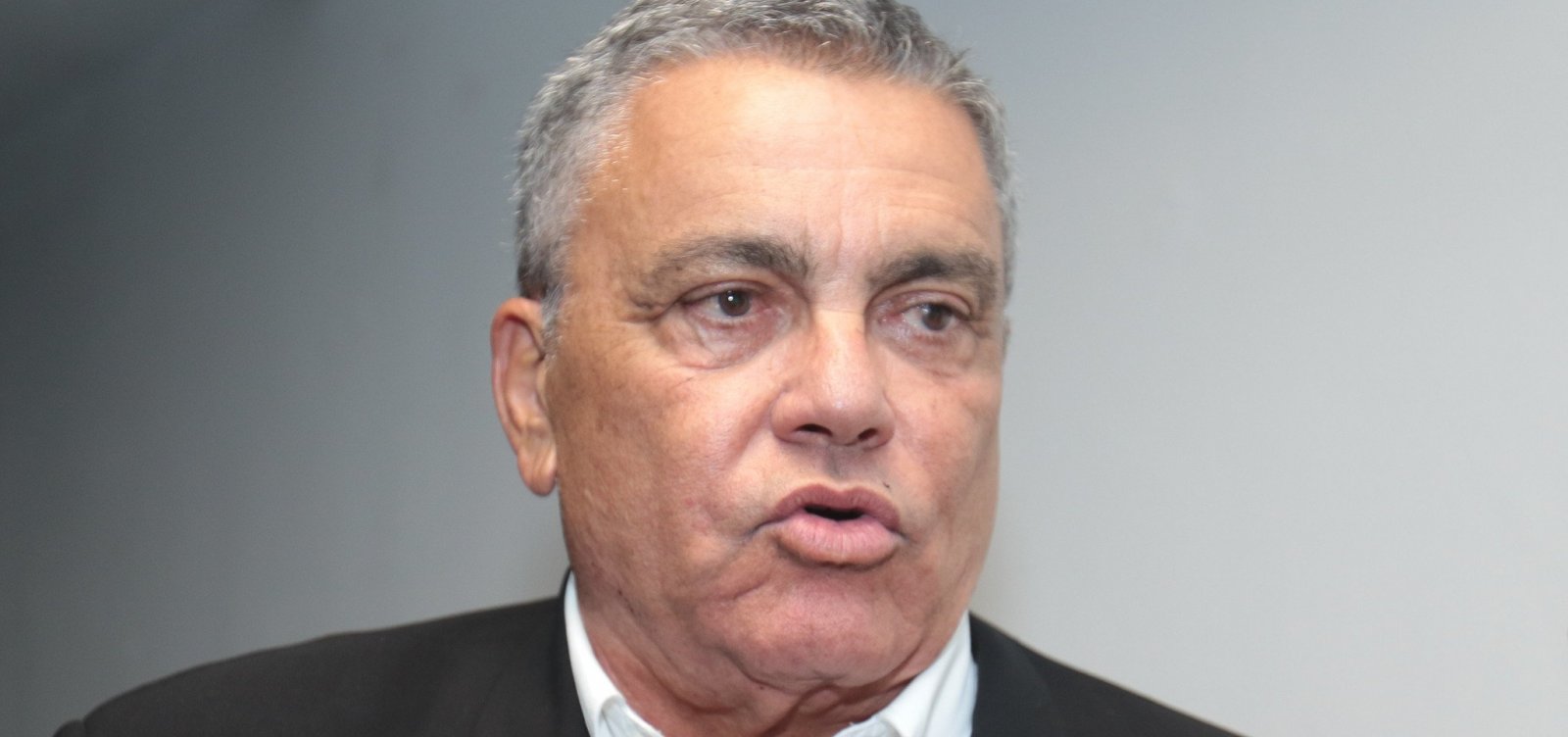 Presidente do Vitória critica sócios após reclamações sobre a Fonte Nova: 'Coisa de baiano'