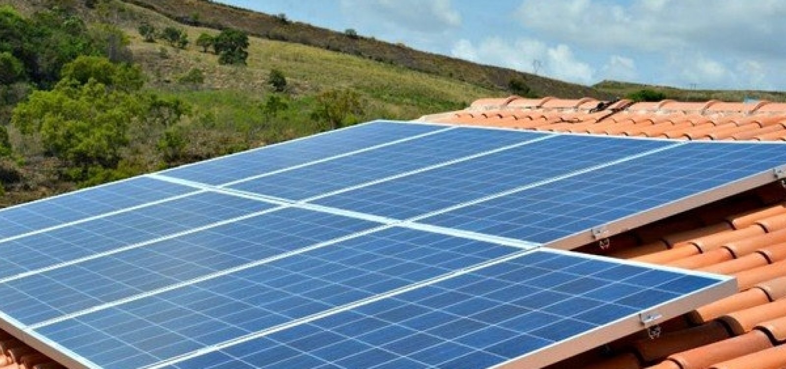Coelba vai vender placas de energia solar pela metade do preço