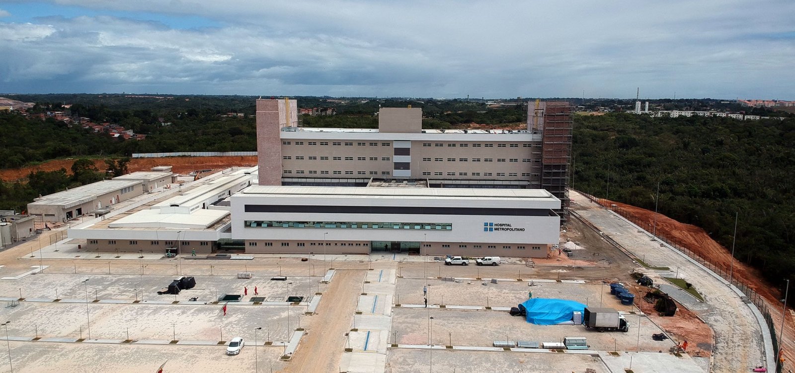Hospital Metropolitano, em Lauro de Freitas, já tem 90% das obras concluídas