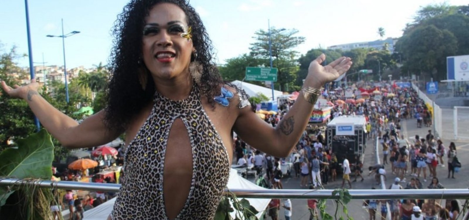 Parada LGBT+ da Bahia movimentou o Dique do Tororó, neste domingo