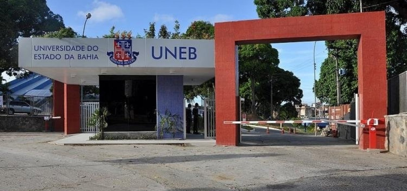 Uneb denuncia faculdade de Rondônia por emissão de diplomas falsos 