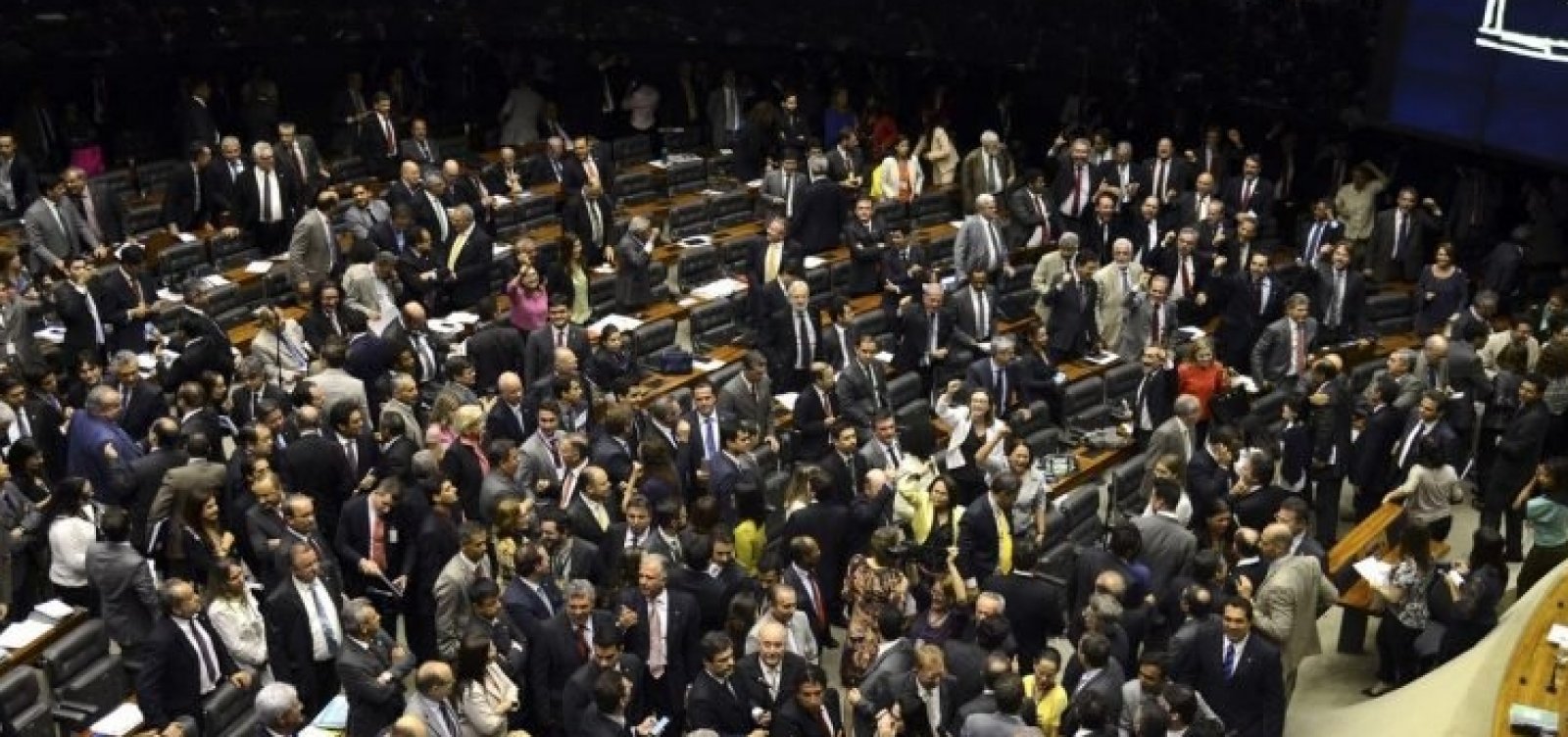Senado aprova liberação de R$ 3 bi para emendas parlamentares