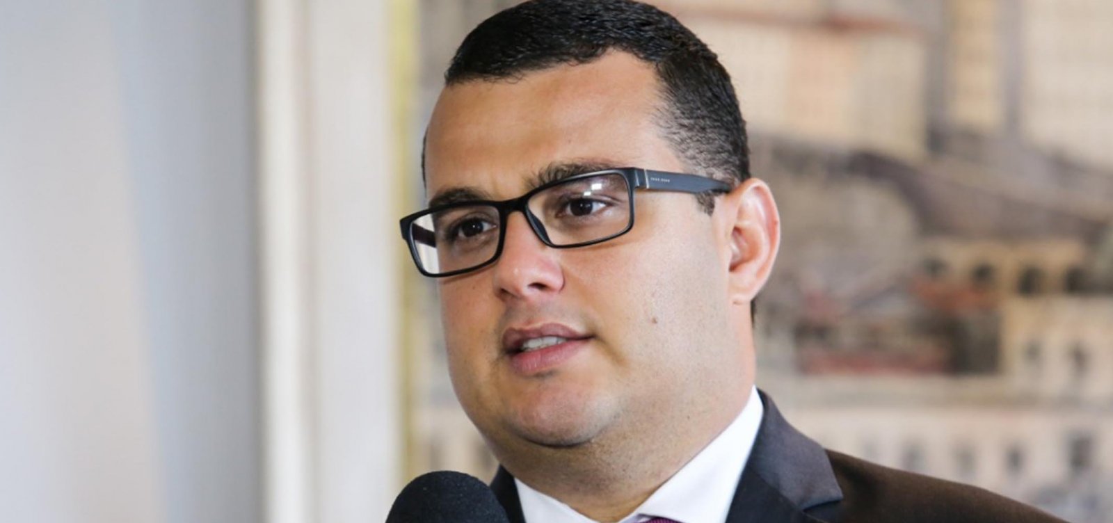 Com Leal no Vaticano, Alex Lima assume presidência da AL-BA