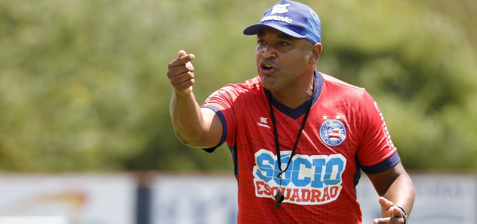 Diretoria do Internacional avalia contratação de Roger Machado