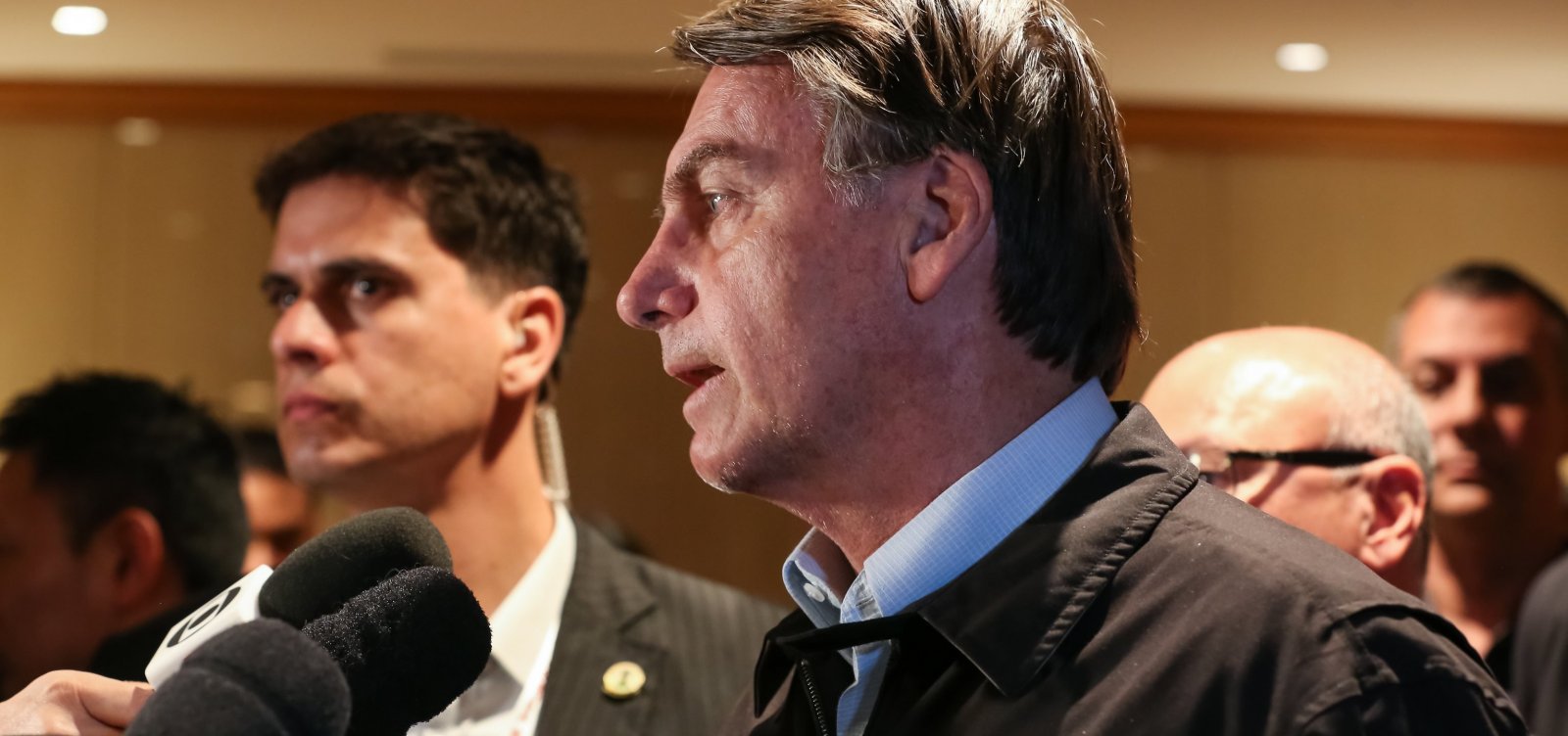 Bolsonaro admite, no Japão, preocupação com conflitos no Chile