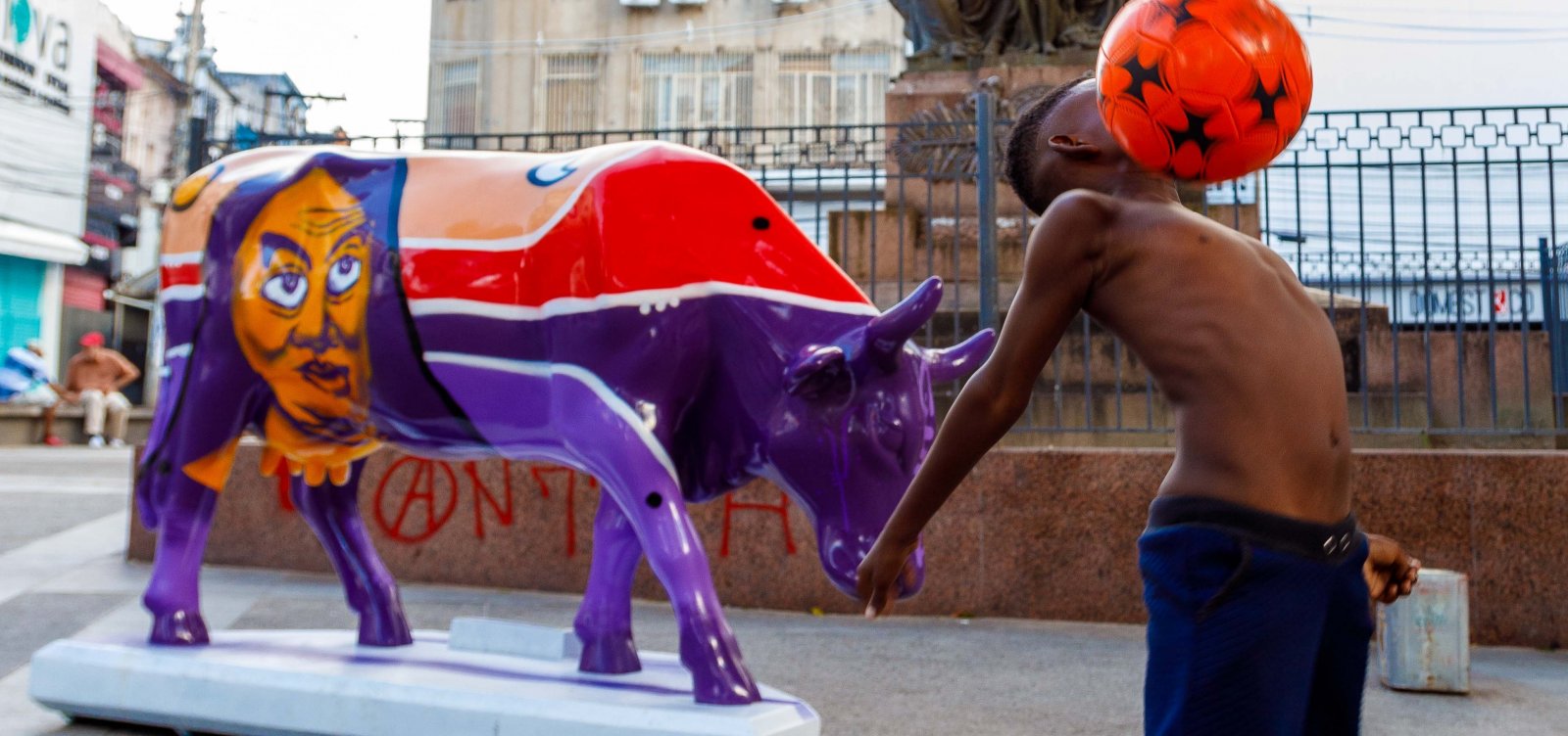 CowParade Brasil começa leilão virtual das obras em Salvador