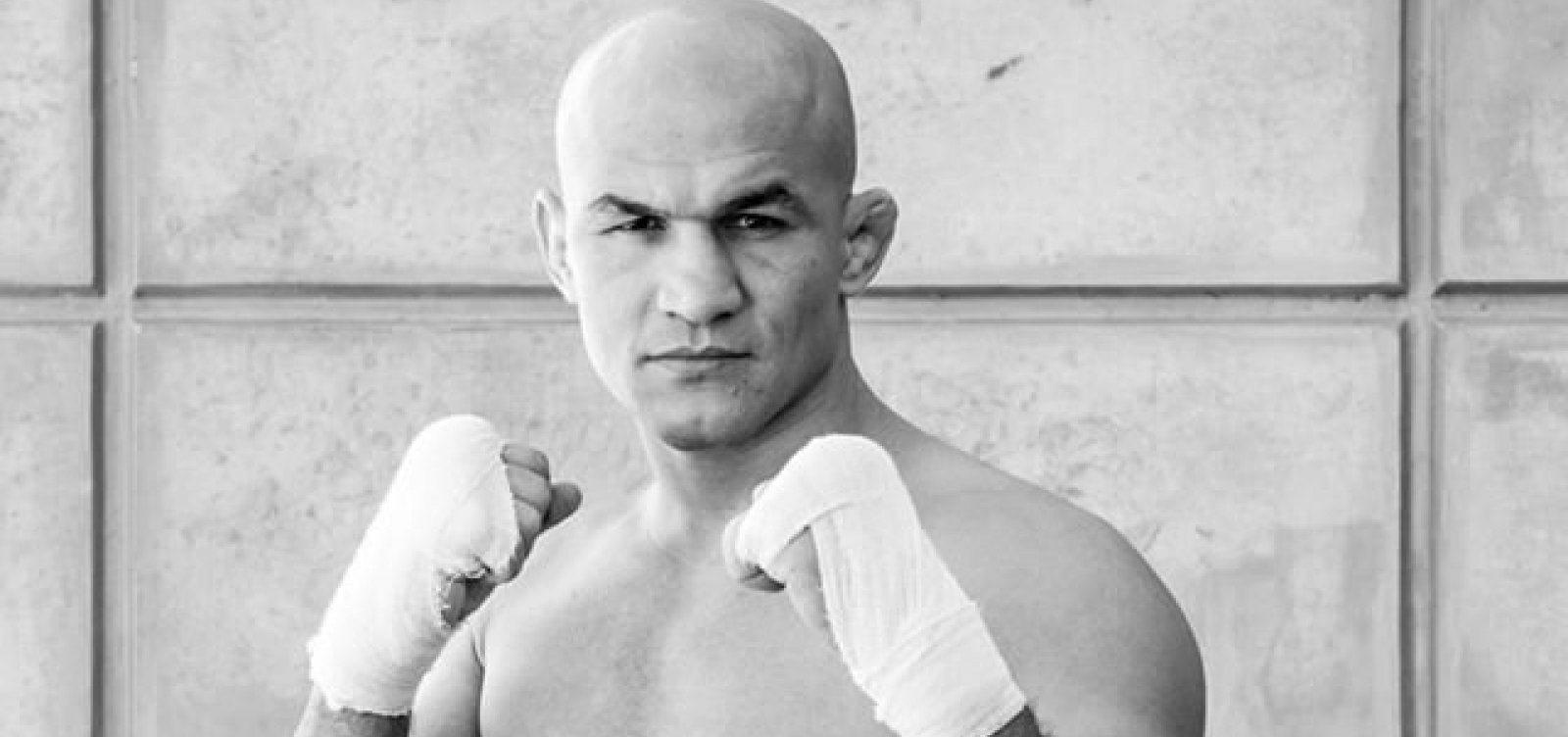 Junior Cigano pega infecção e cancela participação em card do UFC