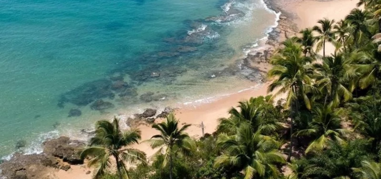 Praias da Península de Maraú estão limpas, diz prefeitura
