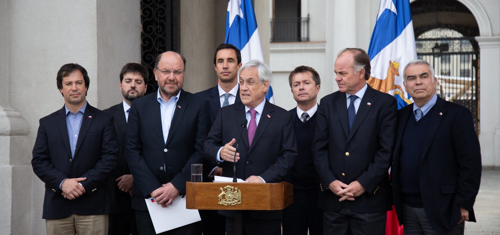 Presidente do Chile pede que ministros deixem cargos à disposição