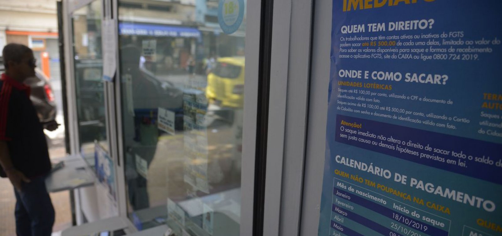 Agências da Caixa abrem hoje para pagamento do FGTS