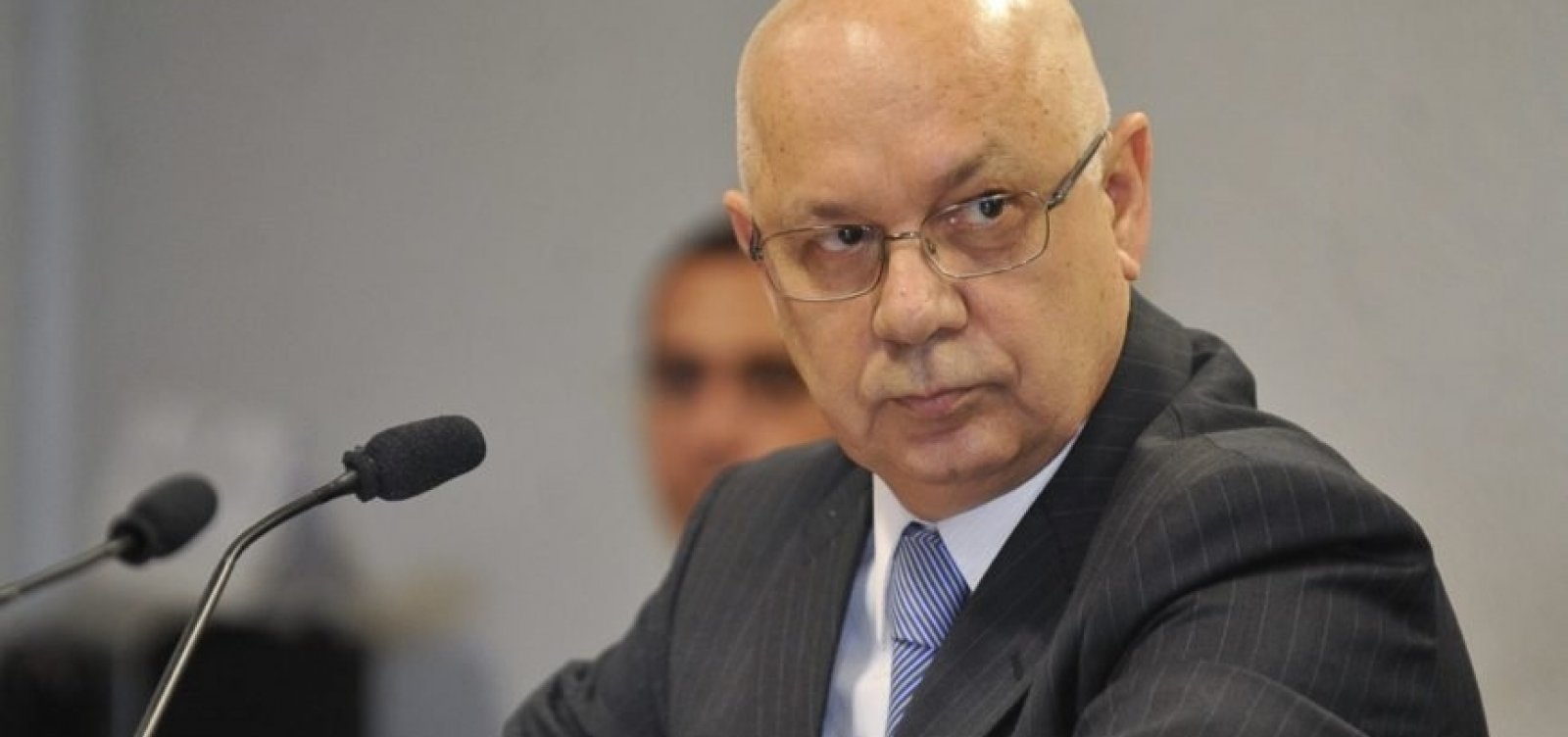 Vaza Jato: procuradores teriam convencido Teori Zavascki a manter empreiteiros presos