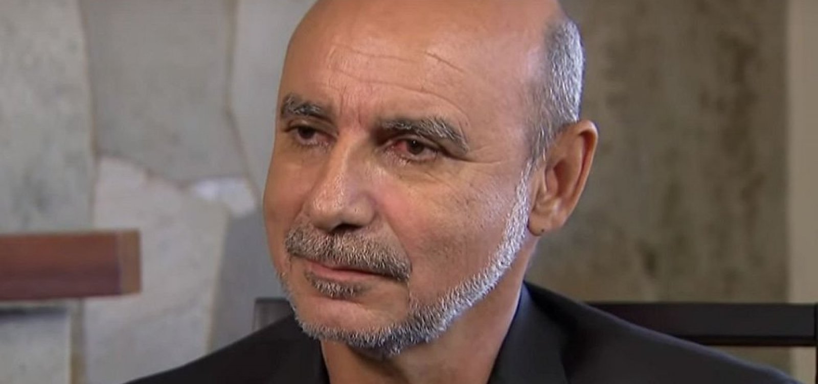 Novos áudios de Queiroz: ex-assessor fala em blindar Bolsonaro e assumir PSL