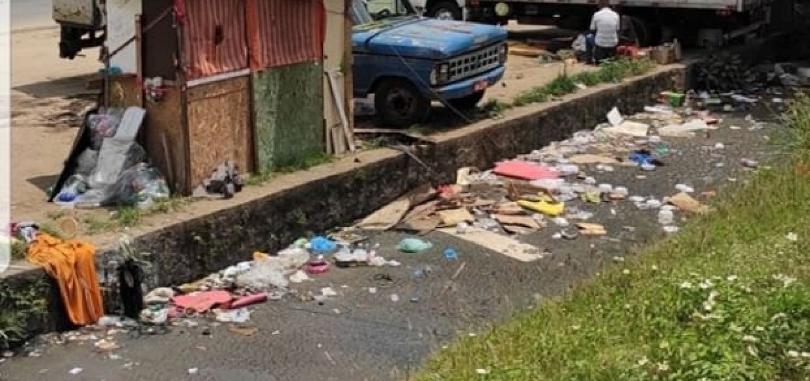 Prefeitura tampona trecho do Rio das Tripas para construir ciclovia 