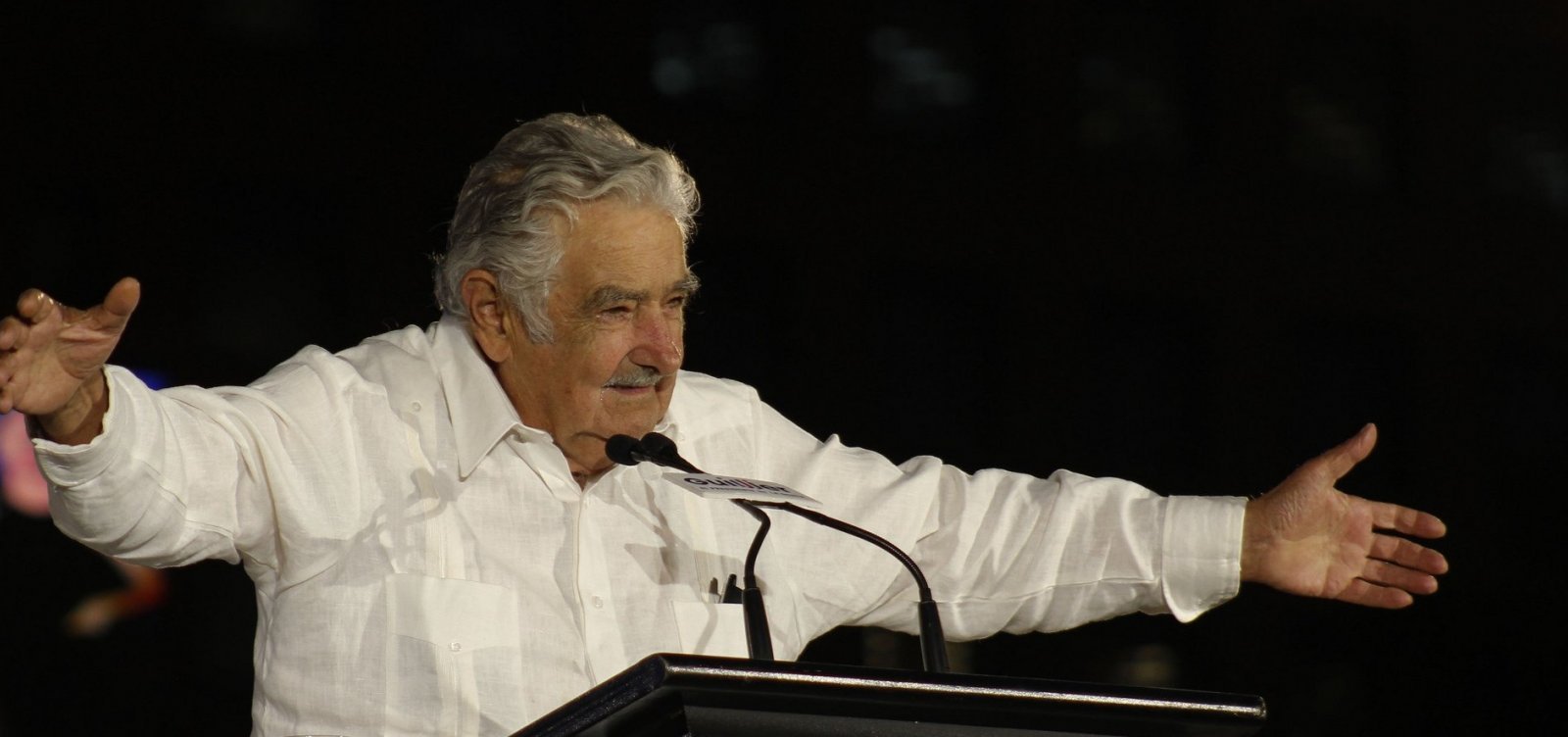 Ex-presidente do Uruguai, José Mujica é eleito senador