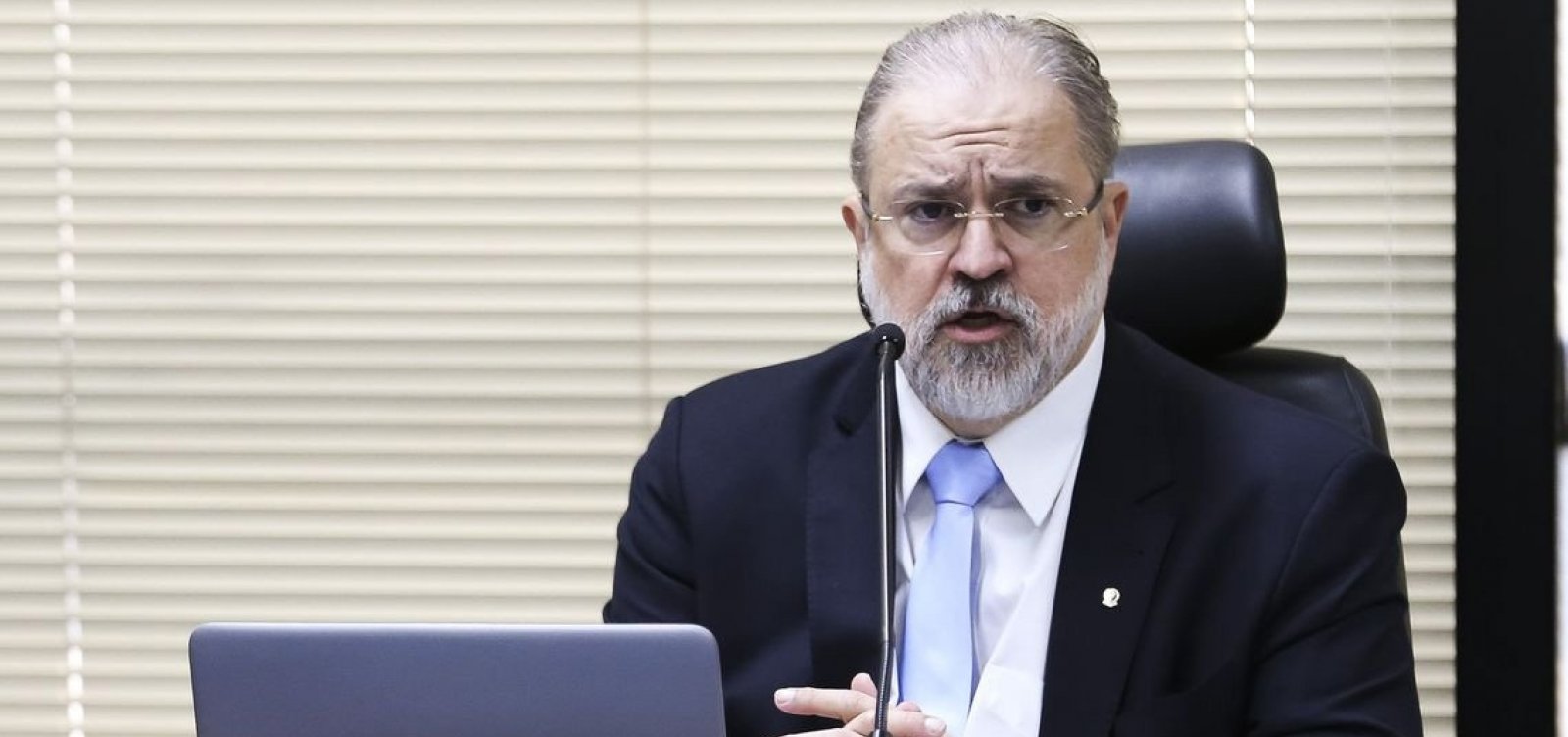 PGR revê posição após acesso à cópia de inquérito das fake news