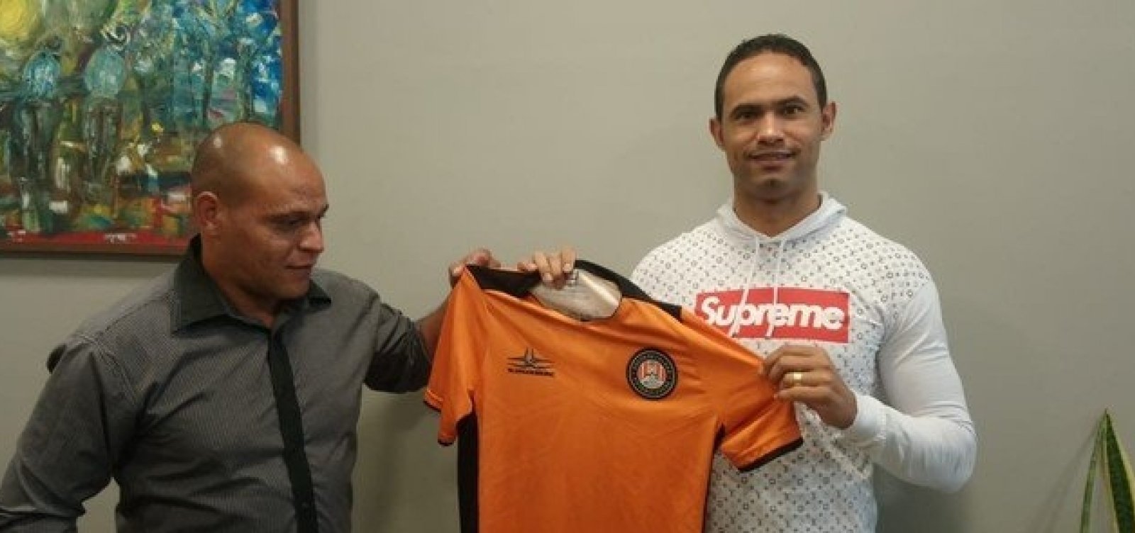 Após 45 minutos em campo, goleiro Bruno tem contrato rescindido