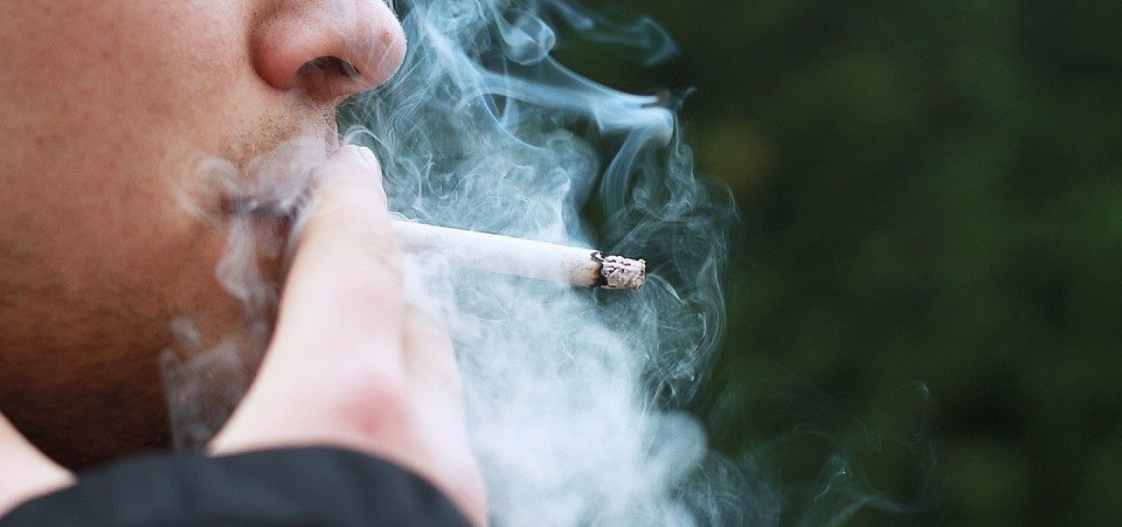 Medidas antitabaco diminuíram numero de fumantes em 40% no Brasil