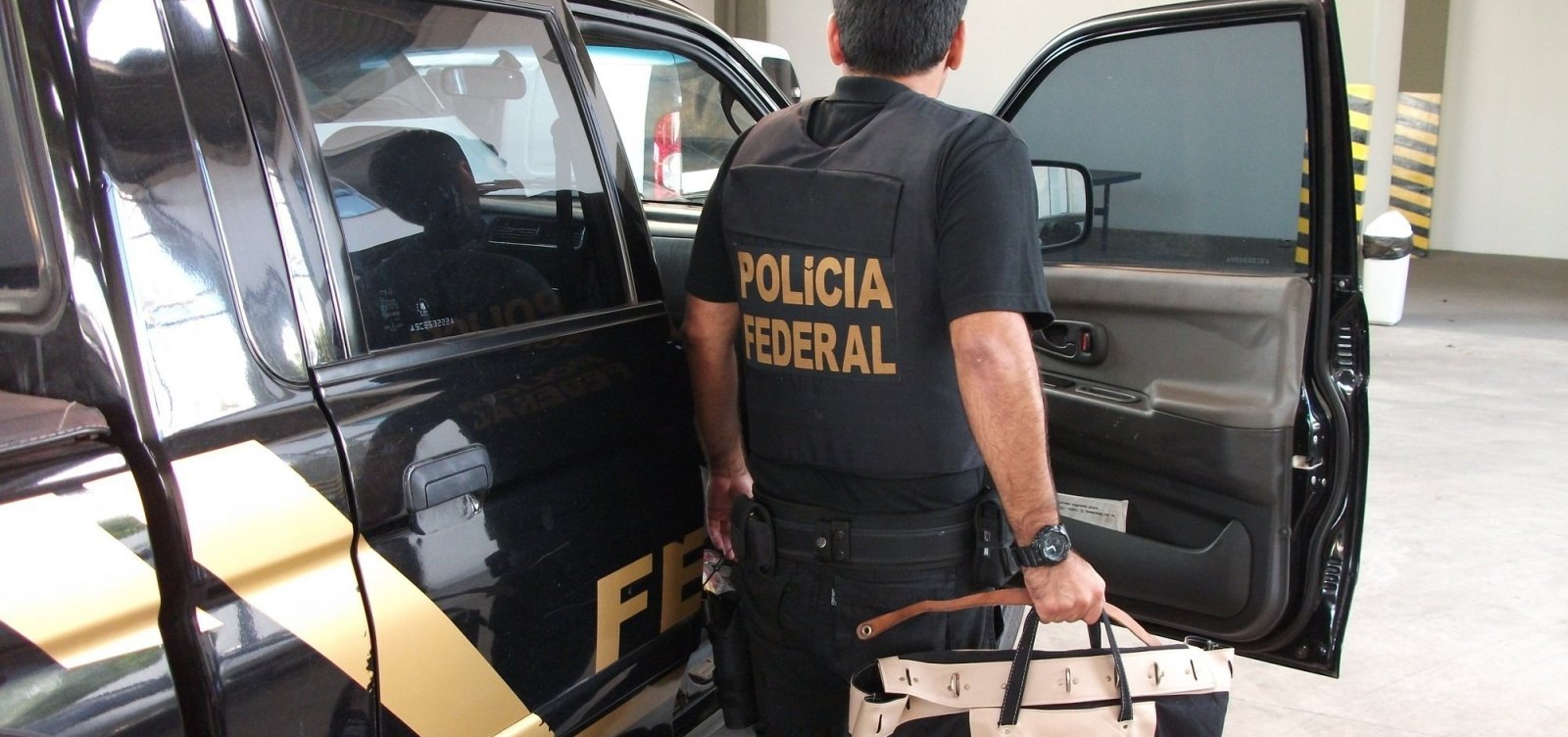 Operação da PF mira grupo em SP que facilitava imigração ilegal para os EUA