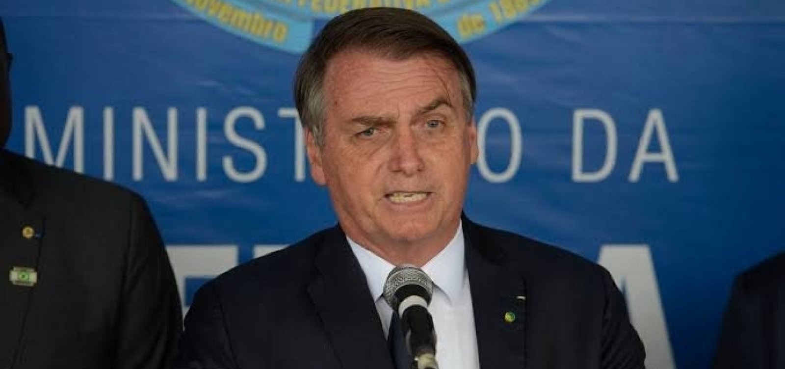 Bolsonaro avalia se filiar ao Partido Militar caso deixe o PSL