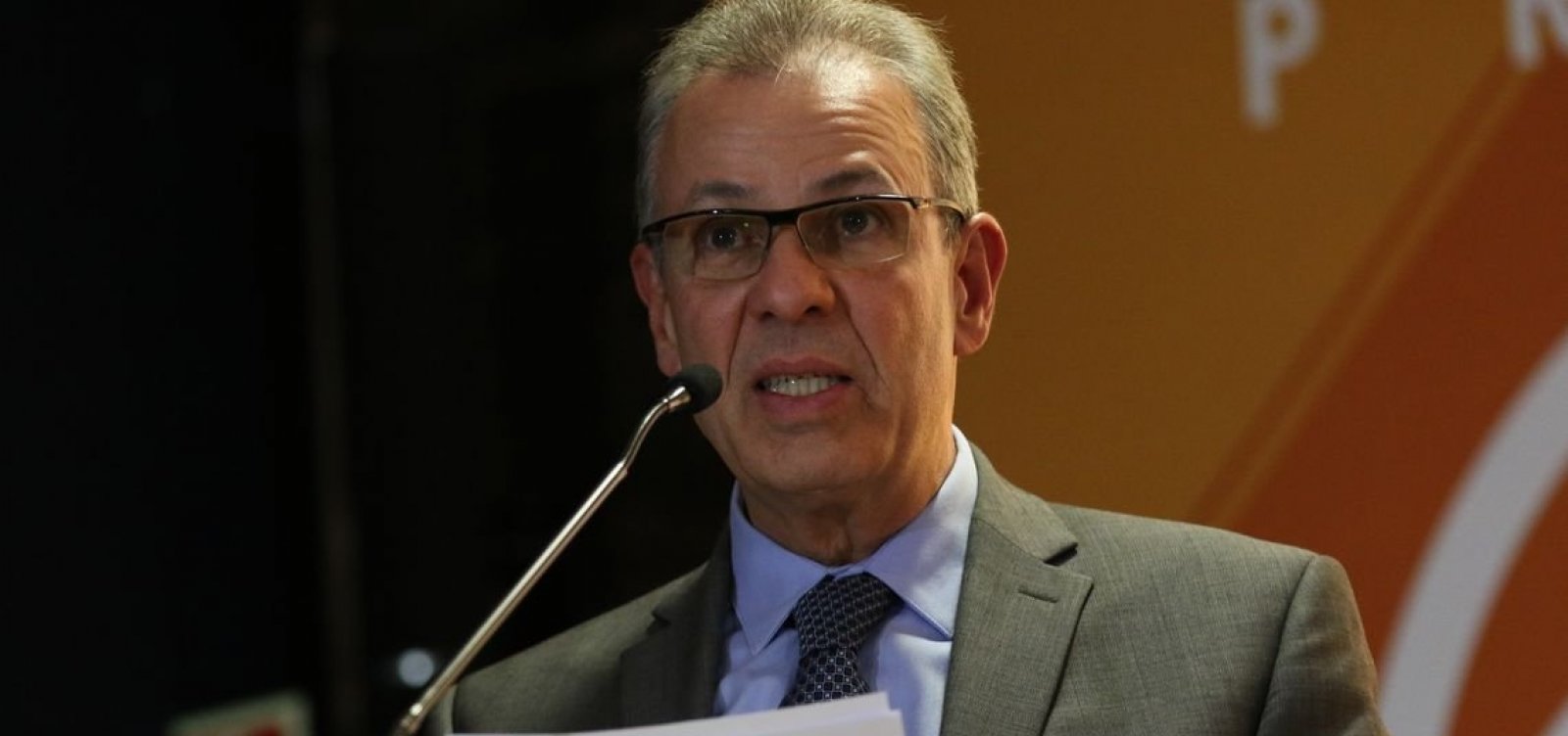 Regulamentação de mineração em terras indígenas será encaminhada ao Congresso, diz ministro