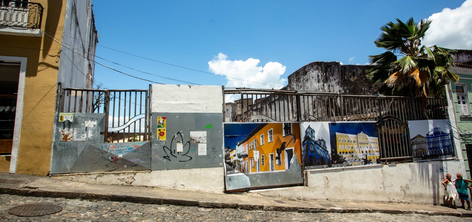 Abandonada, Praça do Reggae comemora 20 anos como depósito de lixo
