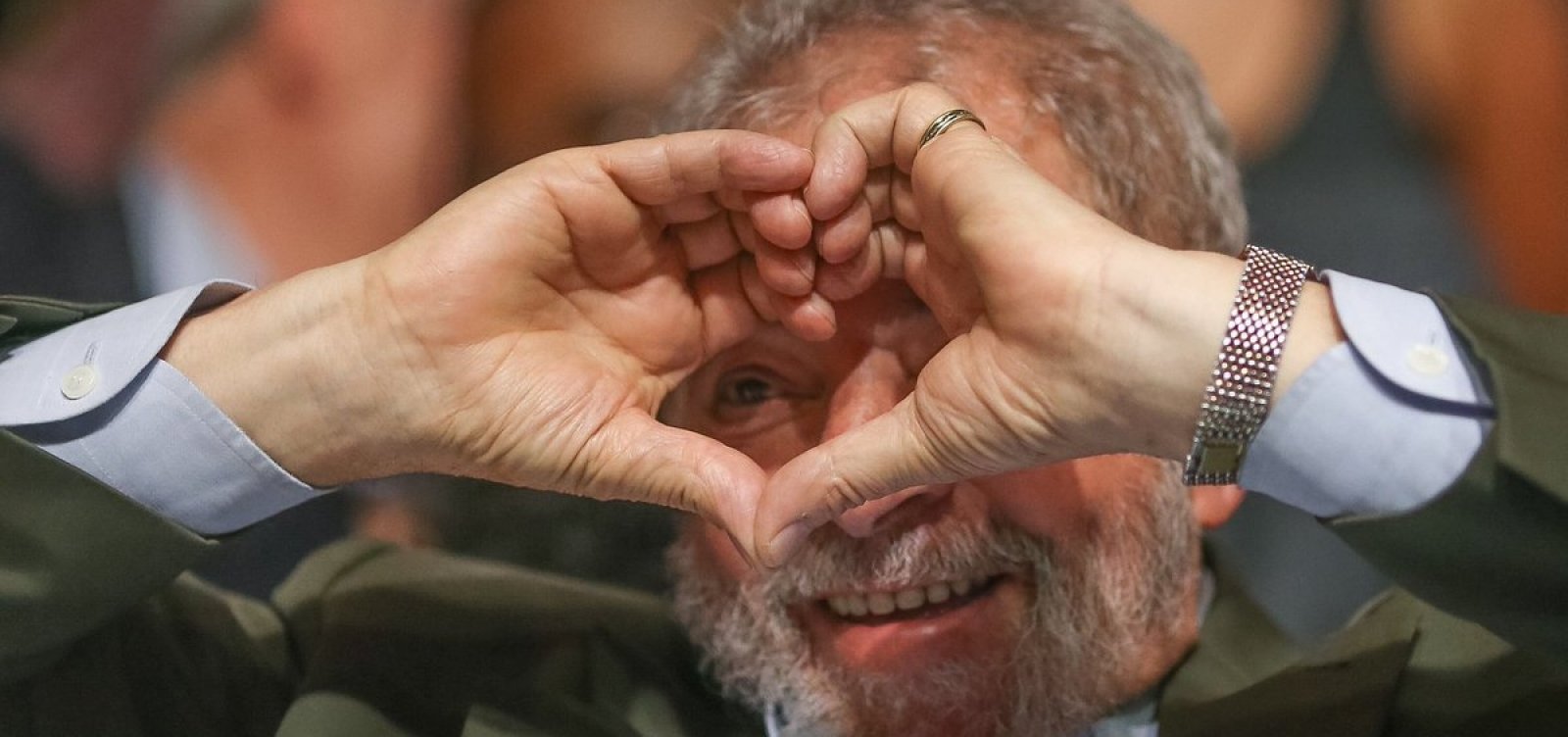 Namorada de Lula se manifesta após decisão do STF: 'Amanhã eu vou te buscar!'