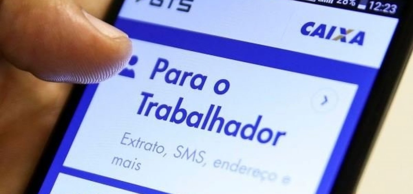 Nascidos em abril e maio já podem sacar FGTS