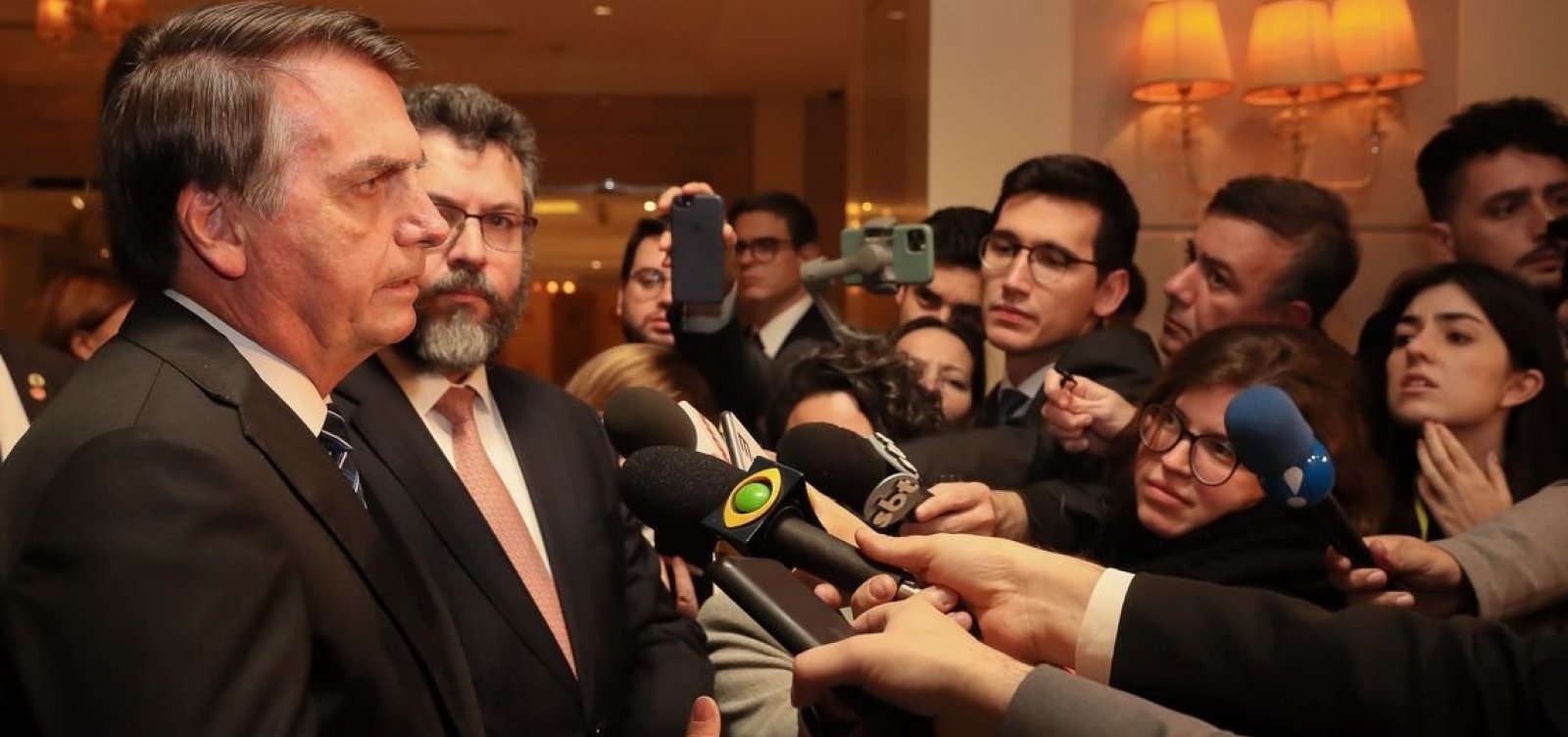 Após soltura de Lula, Bolsonaro cancela entrevista em Goiânia
