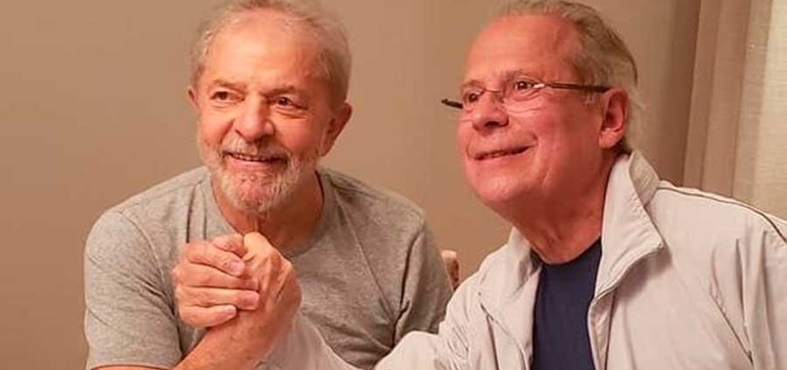 Agora é para nós retomarmos o governo do Brasil, diz Dirceu em reencontro com Lula