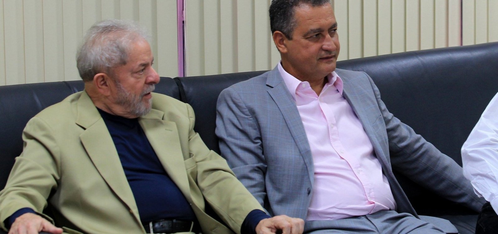 Rui vai jantar com Lula e governadores do Nordeste no Palácio de Ondina